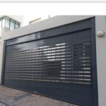 Roll-up garage door