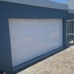 Aluminium garage door